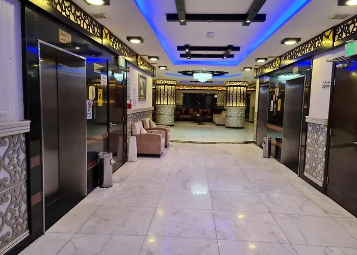 White Moon Al Sadd